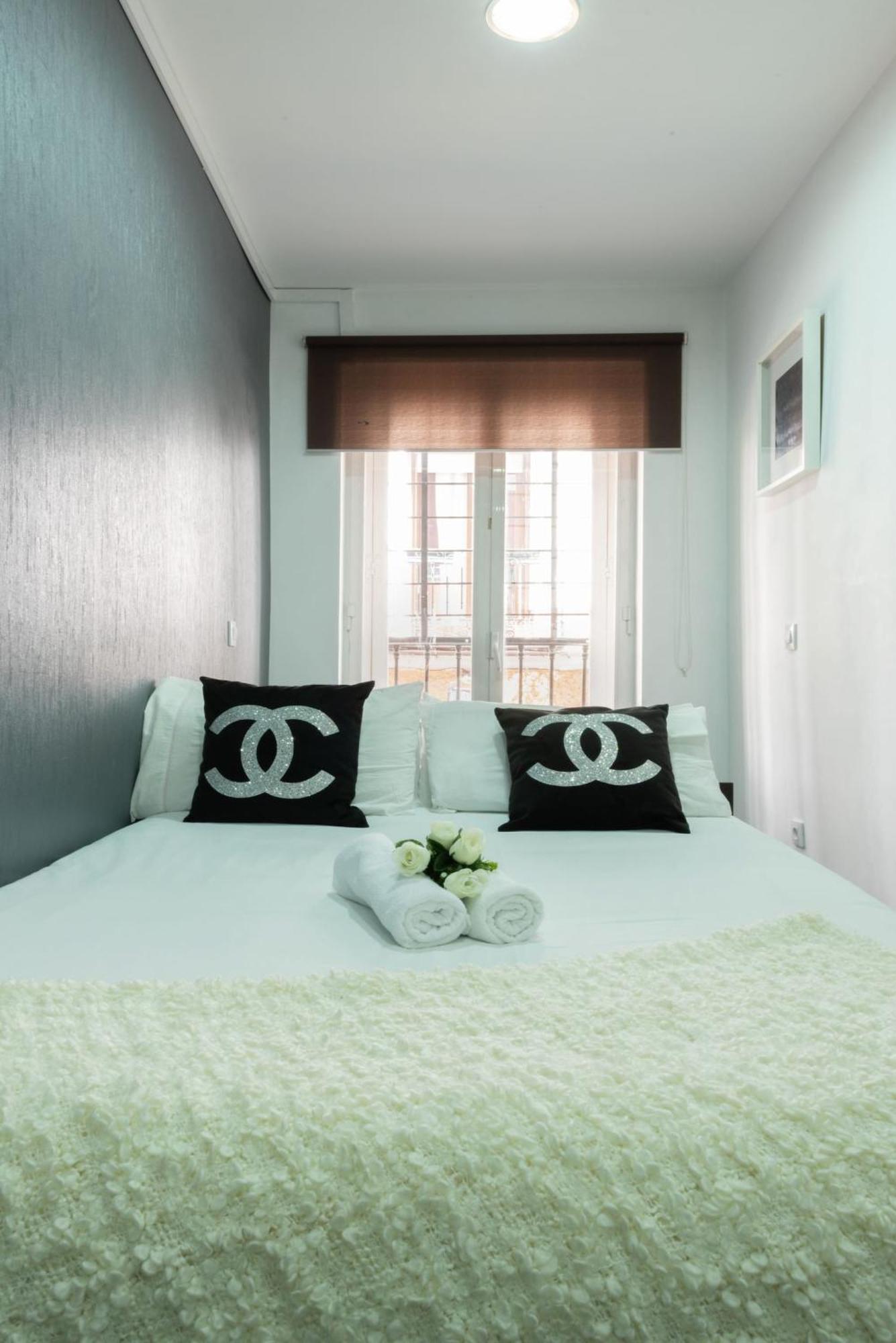 Apartamentos Day Madrid Plaza De Espana Centro Gran Via Sol Malasana エクステリア 写真