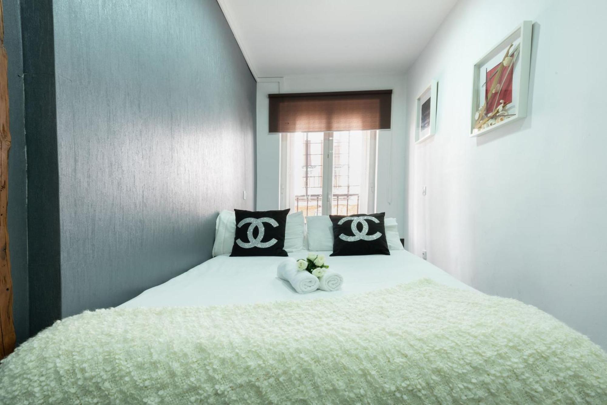 Apartamentos Day Madrid Plaza De Espana Centro Gran Via Sol Malasana エクステリア 写真