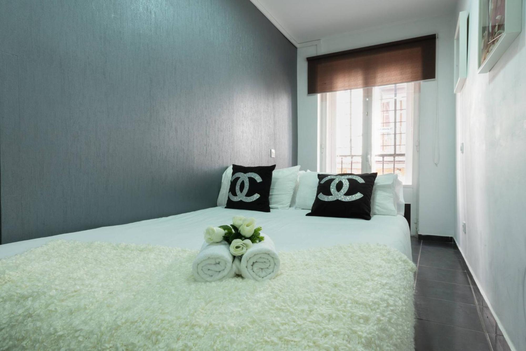 Apartamentos Day Madrid Plaza De Espana Centro Gran Via Sol Malasana エクステリア 写真