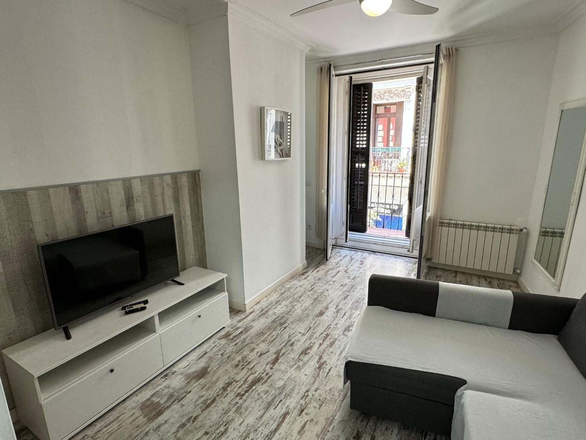 Apartamentos Day Madrid Plaza De Espana Centro Gran Via Sol Malasana エクステリア 写真